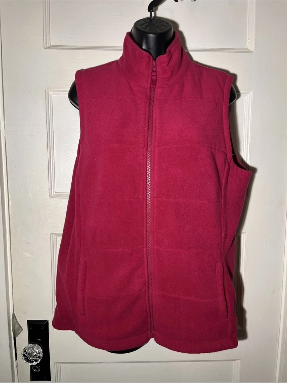 Women’s Fleece Vest Size Medium Lands’ End Red Zip Up Pockets
